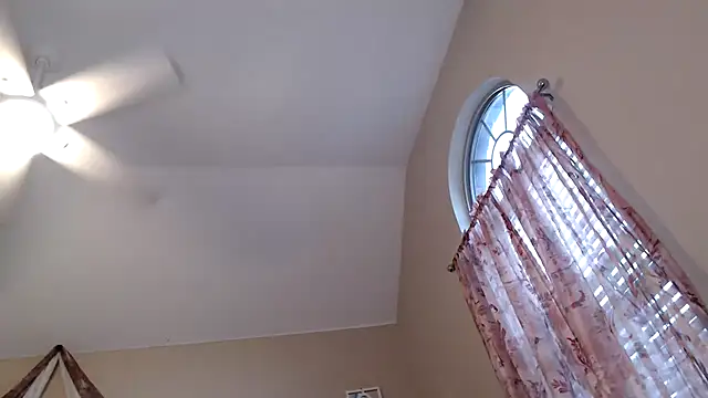 Snapshot of TheAsianFantasy chatting on 12.01.24 TheAsianFantasy online show from 12.01.24