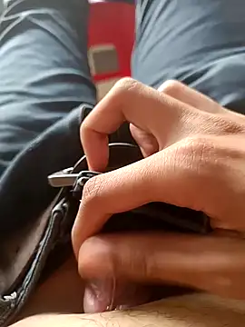 HeftyTheory7 online show from 12.03.25