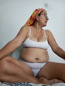 deisy summers47x online show from 09.21.25