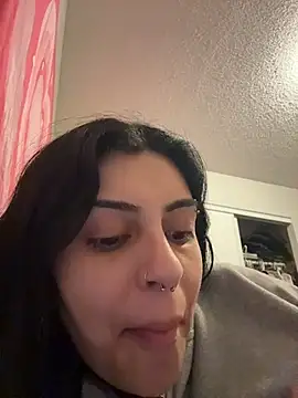 Snapshot of ThickerThanYoBitch chatting on 02.06.26 ThickerThanYoBitch online show from 02.06.26