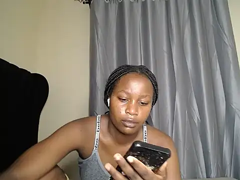 Snapshot of tasha_kimmy chatting on 12.03.25 tasha kimmy online show from 12.03.25