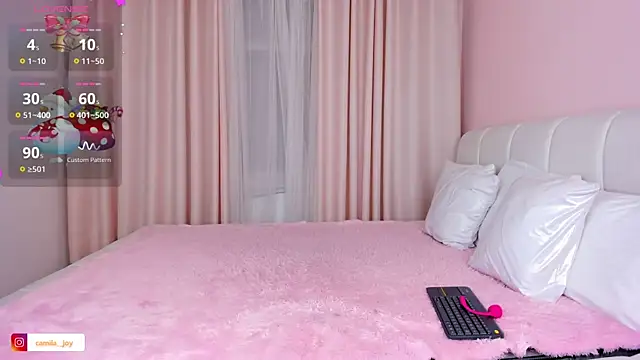 Snapshot of camila__joy chatting on 12.21.24 camila joy online show from 12.21.24