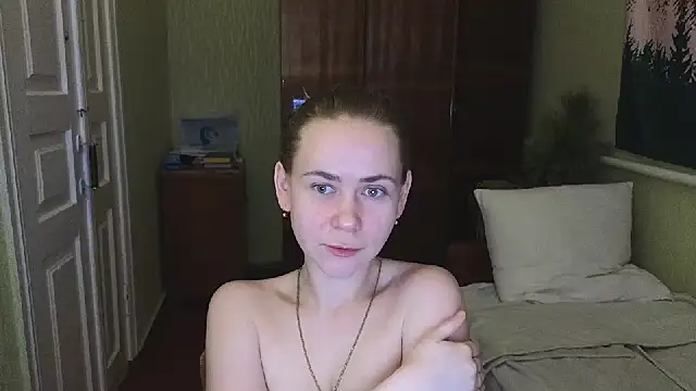 Snapshot of Riley_Roo chatting on 01.13.25 Riley Roo online show from 01.13.25