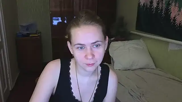 Snapshot of Riley_Roo chatting on 01.19.25 Riley Roo online show from 01.19.25