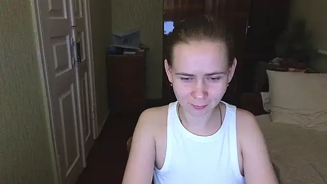 Snapshot of Riley_Roo chatting on 01.30.25 Riley Roo online show from 01.30.25