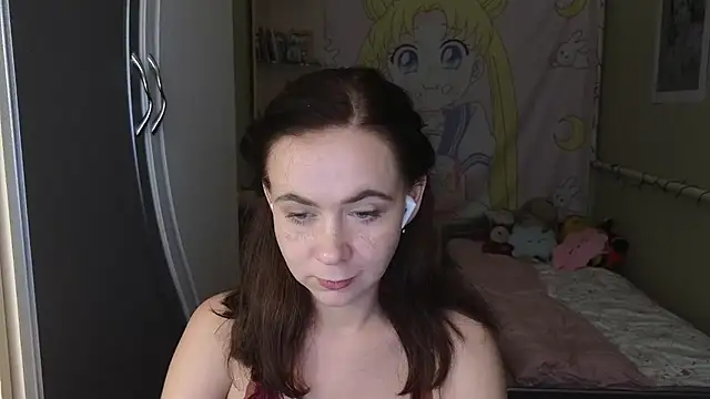 Snapshot of Riley_Roo chatting on 10.08.25 Riley Roo online show from 10.08.25