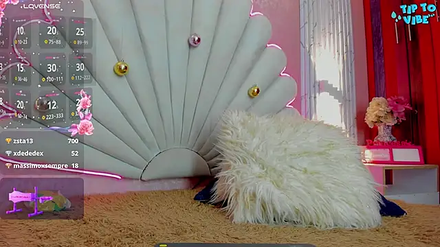 Sophia smith0 online show from 12.05.24