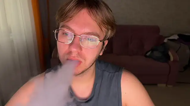 kiopiggy online show from 12.04.25