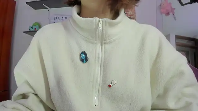 Snapshot of saralolo420 chatting on 11.10.25 saralolo420 online show from 11.10.25