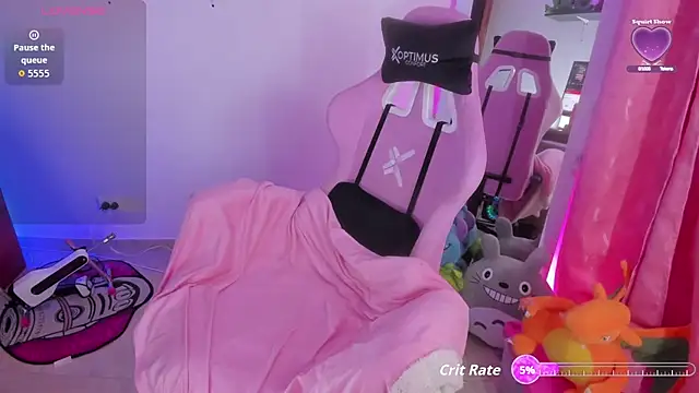 Snapshot of saralolo420 chatting on 11.11.25 saralolo420 online show from 11.11.25