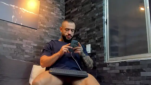 BruceDallas online show from 09.19.25