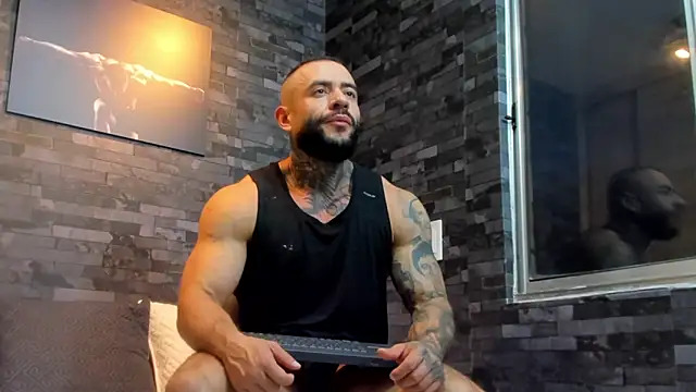 BruceDallas online show from 10.05.25