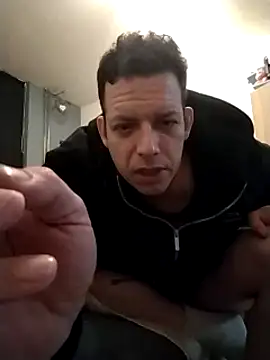 Knuffelstaaf123 online show from 01.07.25