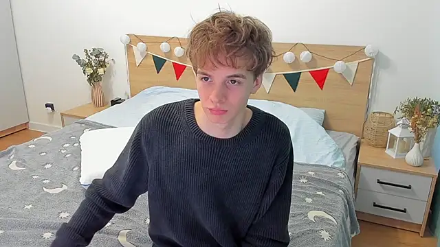 Snapshot of Fandi_777 chatting on 03.14.25 Fandi 777 online show from 03.14.25