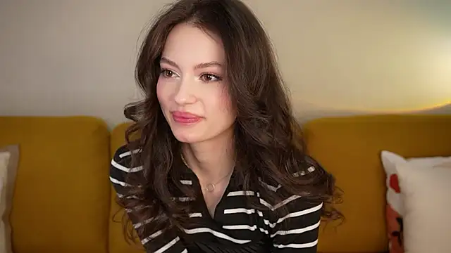 Snapshot of FirstOfFallen chatting on 11.23.25 FirstOfFallen online show from 11.23.25