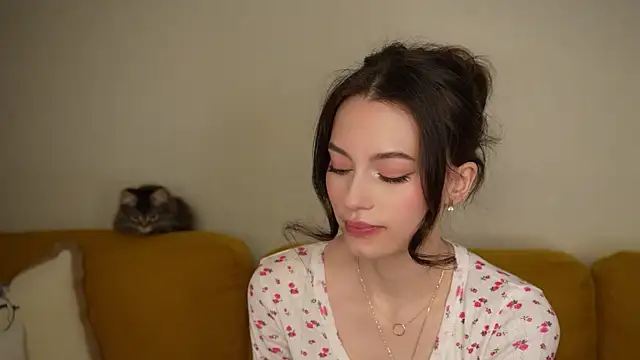 Snapshot of FirstOfFallen chatting on 12.01.25 FirstOfFallen online show from 12.01.25