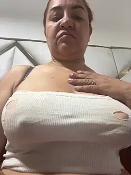 ruby santana777 online show from 02.26.25