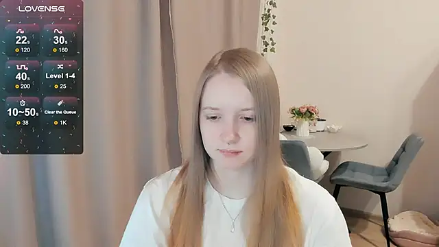 Snapshot of Alyaley chatting on 12.14.25 Alyaley online show from 12.14.25