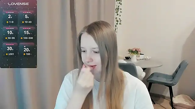 Snapshot of Alyaley chatting on 12.15.25 Alyaley online show from 12.15.25