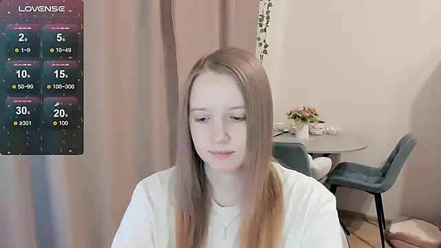 Snapshot of Alyaley chatting on 01.08.26 Alyaley online show from 01.08.26