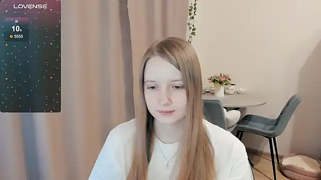 Snapshot of Alyaley chatting on 01.09.26 Alyaley online show from 01.09.26