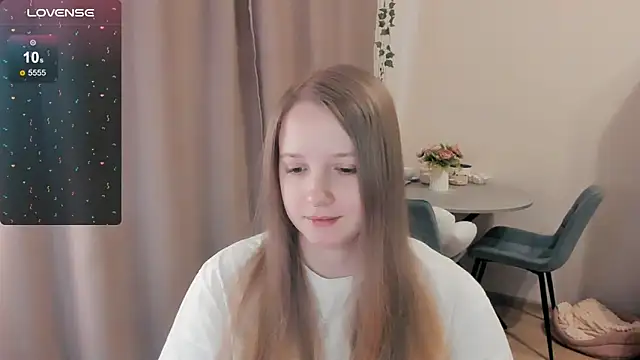 Snapshot of Alyaley chatting on 02.06.26 Alyaley online show from 02.06.26