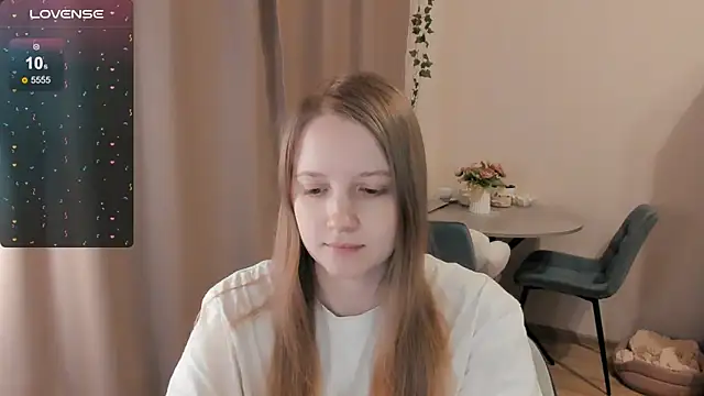 Snapshot of Alyaley chatting on 02.08.26 Alyaley online show from 02.08.26