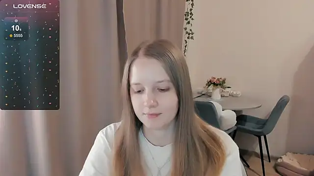 Snapshot of Alyaley chatting on 02.15.26 Alyaley online show from 02.15.26