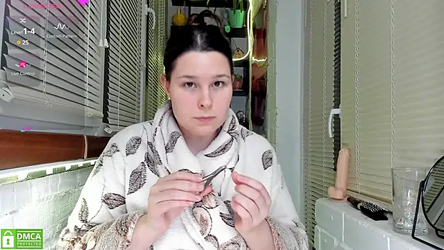 Candys booty online show from 12.26.24