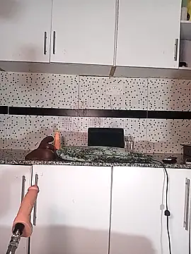 Snapshot of Bella045 chatting on 11.06.25 Bella045 online show from 11.06.25