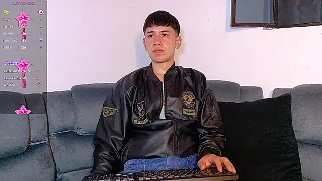 Mr daren  online show from 11.04.25