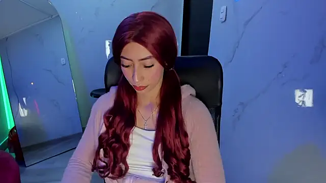 Snapshot of LilithCooperr_ chatting on 10.18.25 LilithCooperr online show from 10.18.25