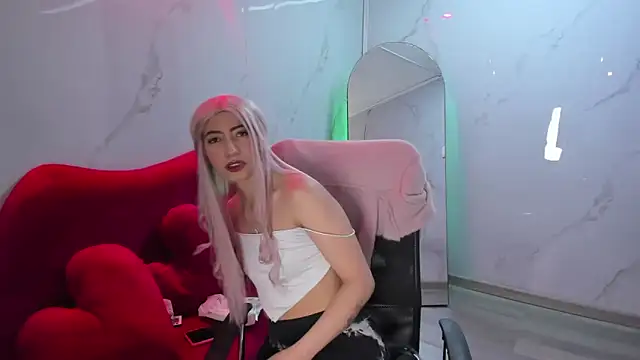 Snapshot of LilithCooperr_ chatting on 11.07.25 LilithCooperr online show from 11.07.25