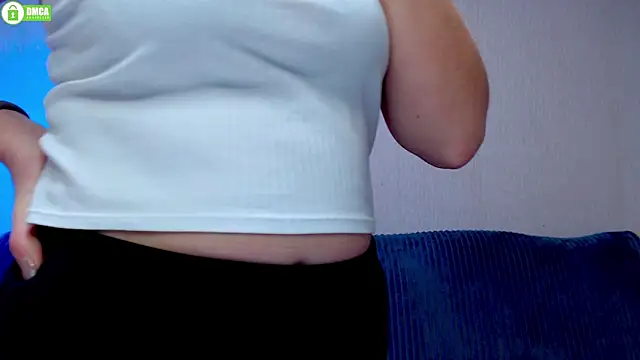 Snapshot of Sweet___Amelia chatting on 12.11.24 Sweet Amelia online show from 12.11.24