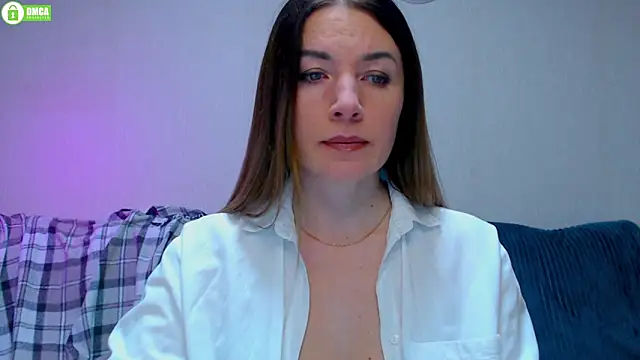 Snapshot of Sweet___Amelia chatting on 11.04.25 Sweet Amelia online show from 11.04.25