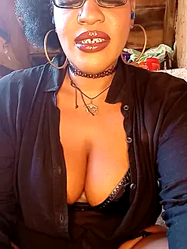 AmazonianMistress online show from 09.15.25