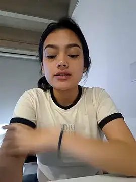 littlemelii online show from 02.25.25