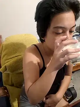 littlemelii online show from 07.03.26