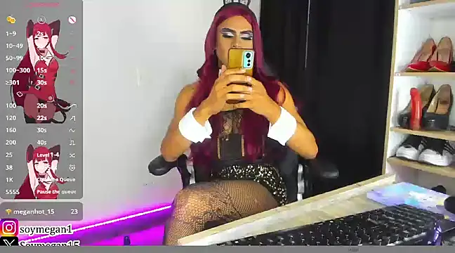 Snapshot of Megan_Hot15 chatting on 03.19.25 Megan Hot15 online show from 03.19.25