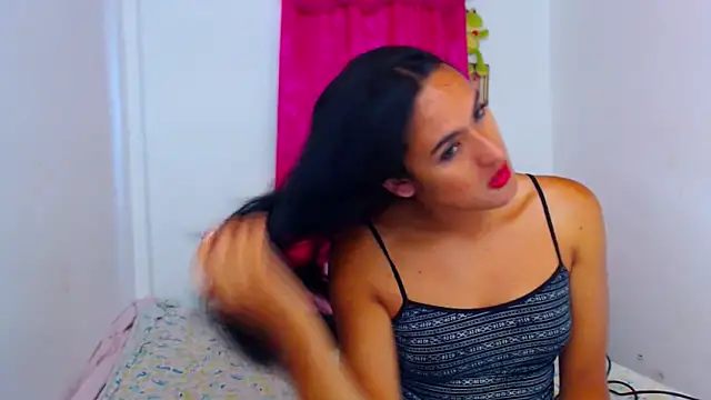 misss estrella online show from 09.25.25