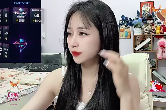  LLisa  online show from 12.23.24