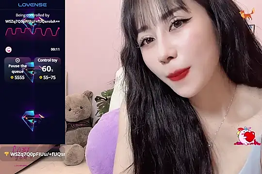  LLisa  online show from 03.05.25