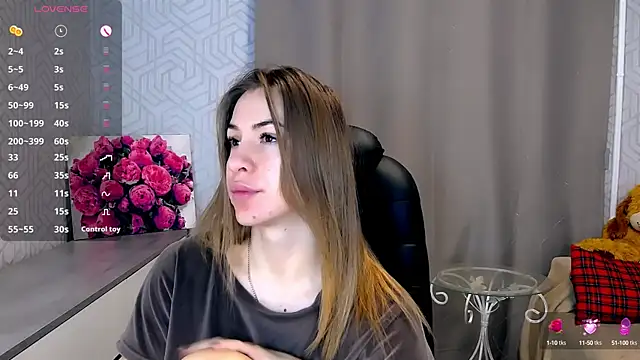 Snapshot of Naughty__Megan chatting on 03.04.25 Naughty Megan online show from 03.04.25