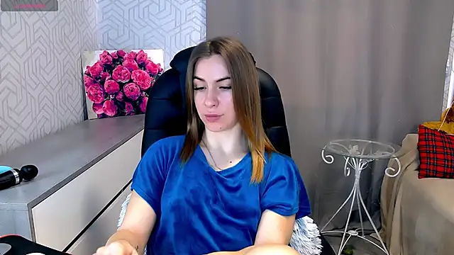 Snapshot of Naughty__Megan chatting on 03.07.25 Naughty Megan online show from 03.07.25