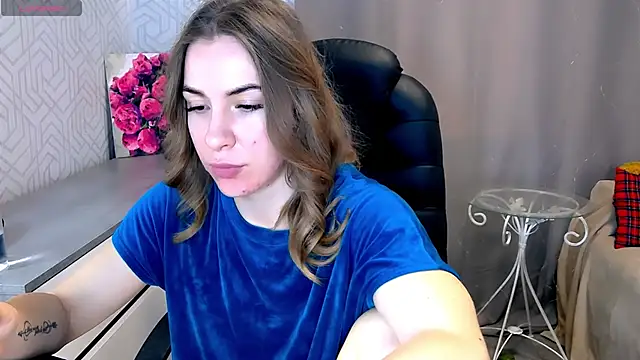 Snapshot of Naughty__Megan chatting on 03.10.25 Naughty Megan online show from 03.10.25