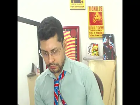 Snapshot of MikeRiverx chatting on 09.12.25 MikeRiverx online show from 09.12.25