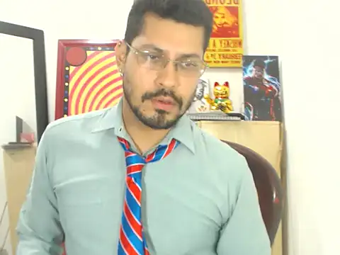 Snapshot of MikeRiverx chatting on 09.24.25 MikeRiverx online show from 09.24.25