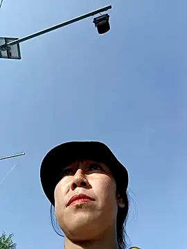 2HotAsain4u online show from 12.20.25