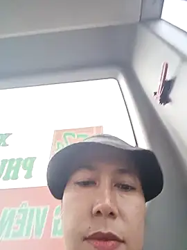 2HotAsain4u online show from 12.23.25