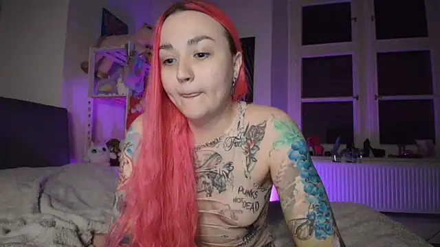 PinkHurricaneOfficial online show from 01.24.25